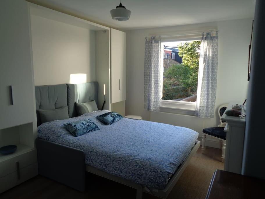 Charming English Style Studio Flat London Luaran gambar